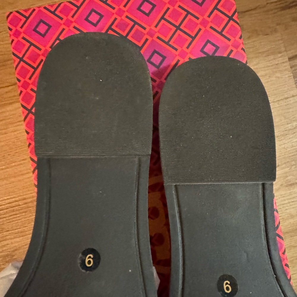 Tory Burch Black Slide Sandals - Picture 7 of 7